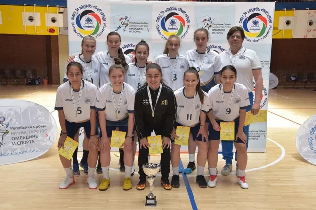 Učenice Hemijsko tehnološke škole prvakinje Srbije u futsalu